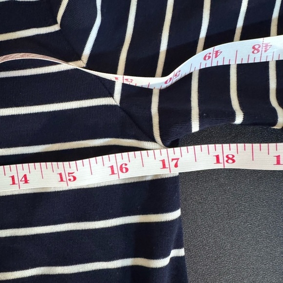 White House Black Market 3/4" bell sleeve knee length navy/white stripe dress M - Picture 11 of 11